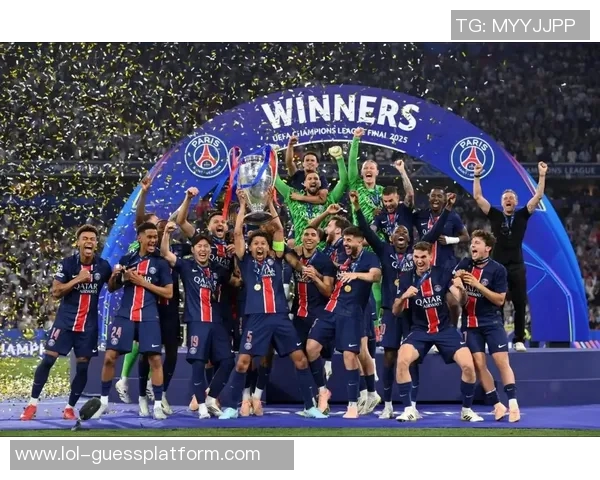 西甲激战巴黎圣日耳曼狂胜多特蒙德全场沸腾补时进球成焦点