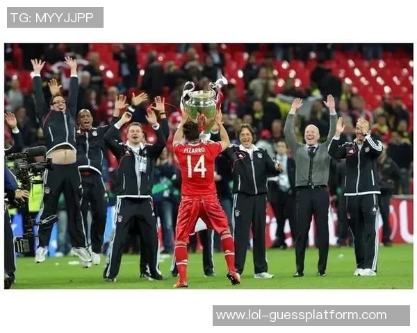 德甲精彩对决巴萨以6比2大胜波尔图战术分析与比赛亮点回顾