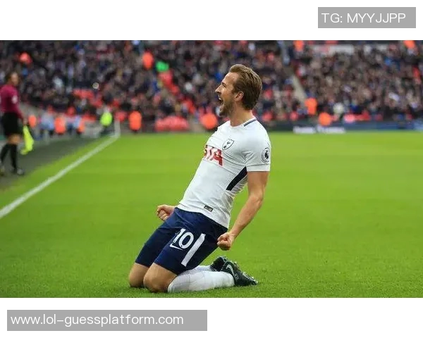 国米与曼联友谊赛战平帽子戏法引发争议判罚全场沸腾 国米与曼联友谊赛战平帽子戏法引发争议判罚全场沸腾